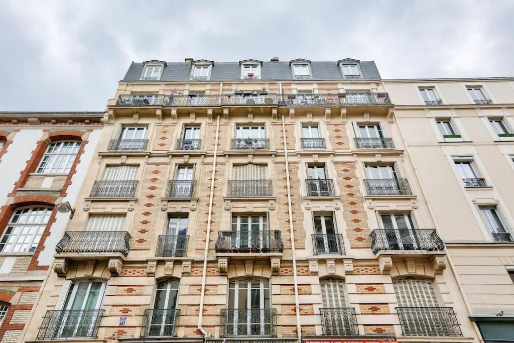 Confort Moderne Pres Montmartre Parijs